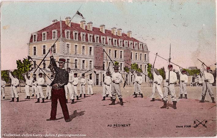 <b>fig.17</b>Cartes postales et publicitaires entre 1880 et 1914 sur la thématique de l’entrainement à l’escrime de guerre