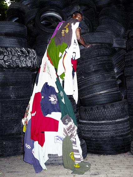 Zohra Opoku, 2010, T-shirt carpet