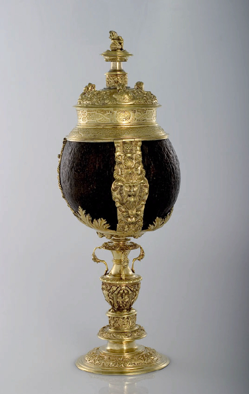 <b>fig.10</b>Anonyme hollandais, <i>Hanap</b>